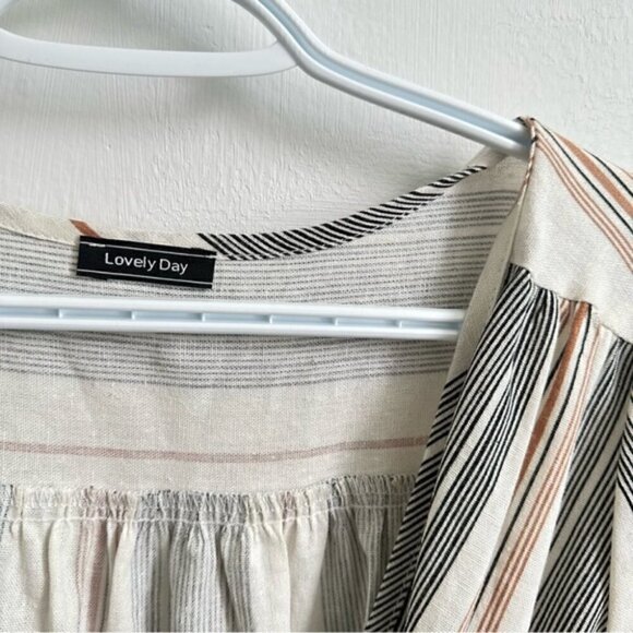 LOVELY Day Striped Tie Waist Faux Wrap Romper small - Picture 3 of 8